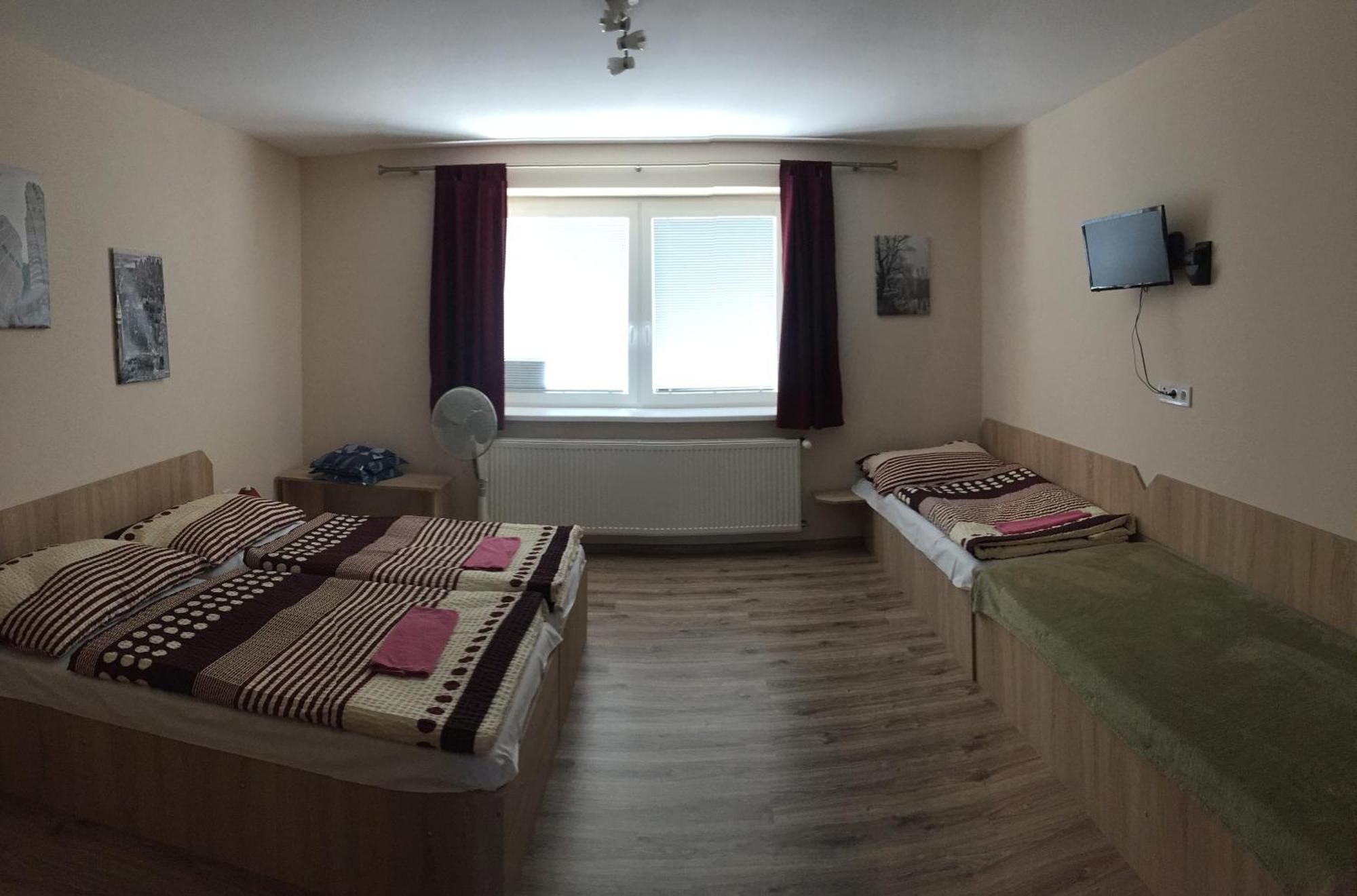 Sunny Apartman Štúrovo Exterior foto